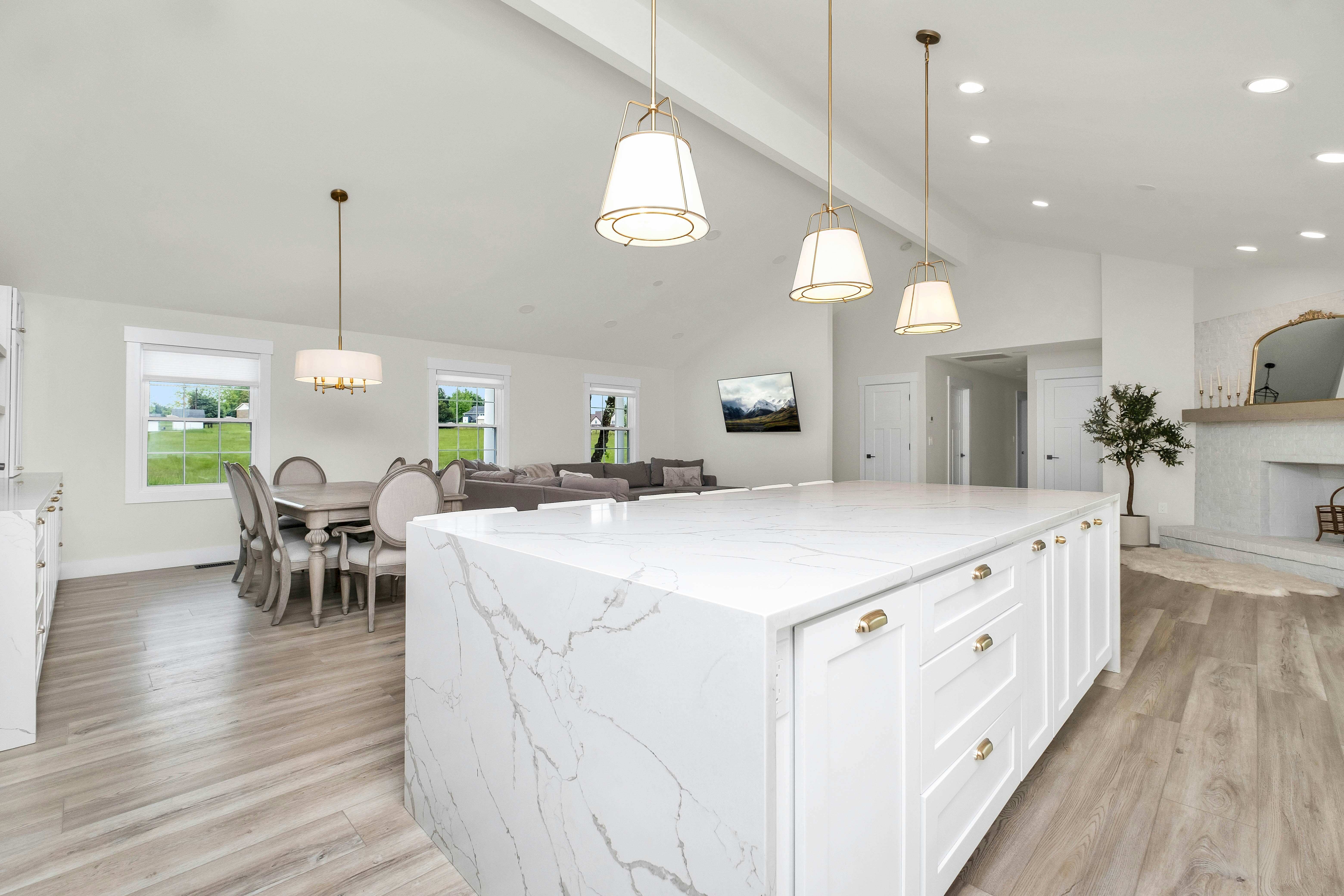 Modern kitchen with pot lights